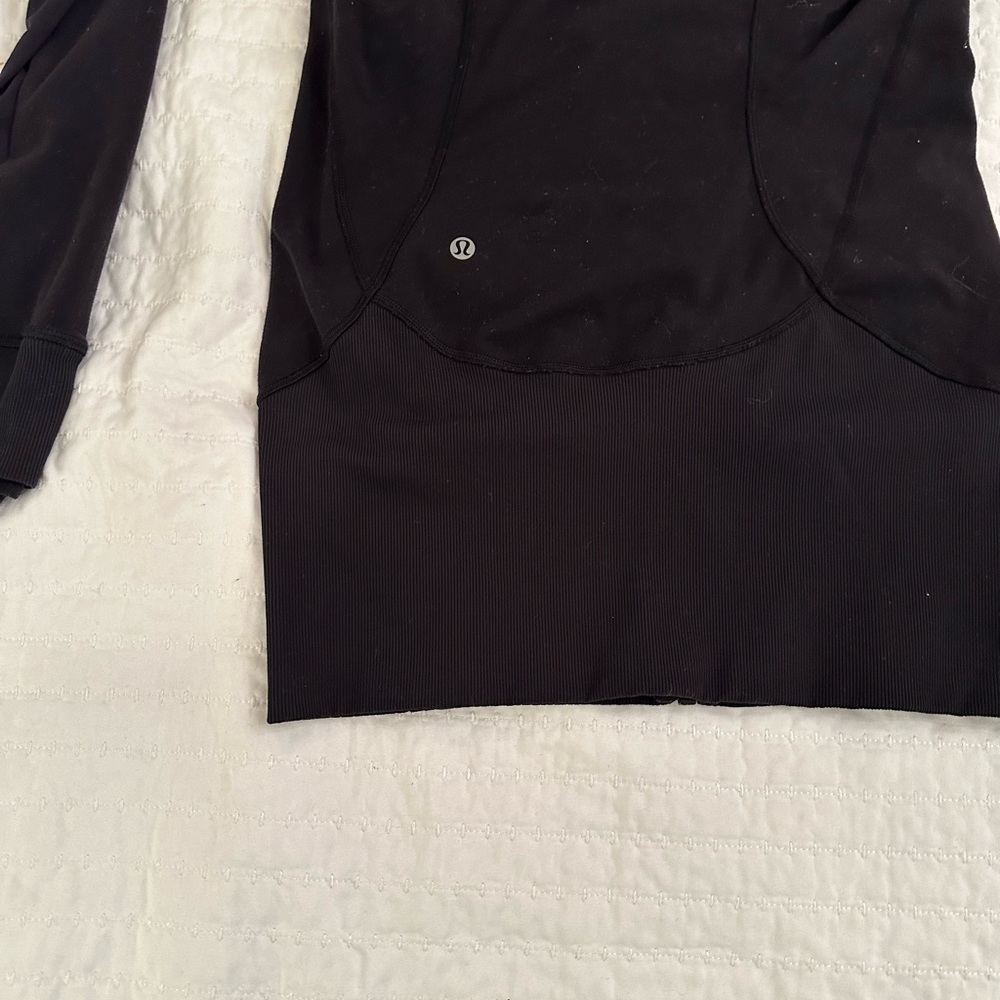Lululemon zip up jacket - size 6